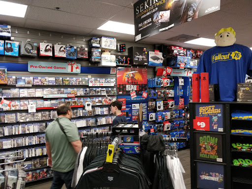 Video Game Store «GameStop», reviews and photos, 7343 Lemont Rd, Downers Grove, IL 60516, USA