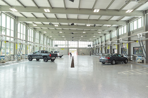 Drive & Shine Car Wash en South Bend