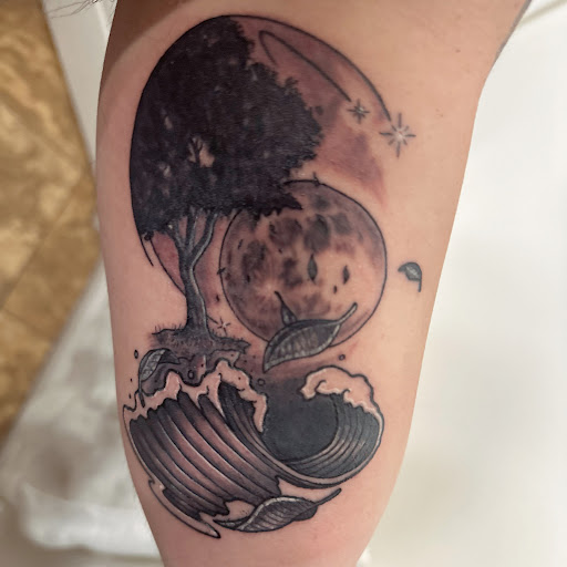 Explore last name tattoos ideas, creative tattoo ideas in Sarasota, available at SEVEN SINS Tattoo Studio