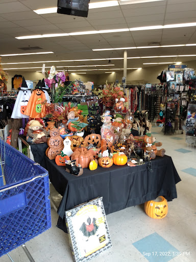 Thrift Store «Sequim Goodwill», reviews and photos