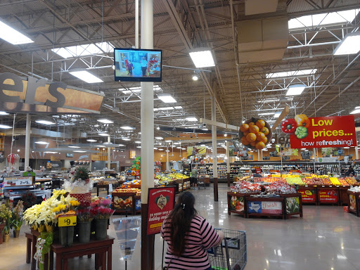 Grocery Store «Kroger Fresh Fare», reviews and photos, 4901 Maple Ave, Dallas, TX 75235, USA