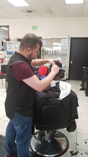 Beauty Salon «Duran Dominican Hair Salon and Barber Shop», reviews and photos, 10039 York Rd, Cockeysville, MD 21030, USA