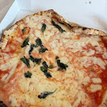 Photo n°2 de l'avis de Julieta. fait le 12/05/2024 à 16:38 sur le  L'Antica Pizzeria da Michele Salerno à Salerno