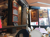 Atmosphère du Restaurant Le Marmiton de Lutèce à Paris - n°13