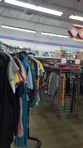 Thrift Store «Red Racks Thrift Store», reviews and photos, 8026 Wornall Rd, Kansas City, MO 64114, USA