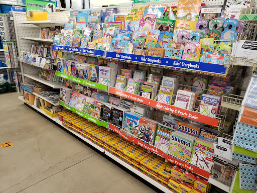 Dollar Store «Dollar Tree», reviews and photos, 534 10th St e, Floresville, TX 78114, USA