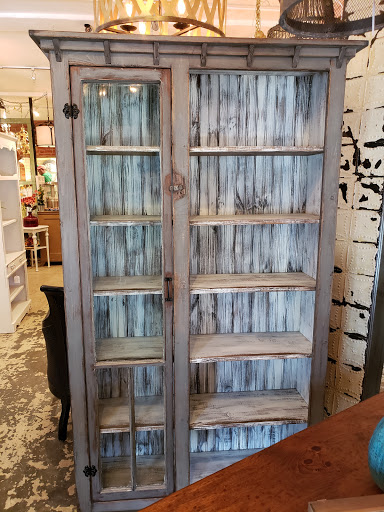 Used Furniture Store «Summer House Furniture», reviews and photos, 3620 S Manhattan Ave, Tampa, FL 33629, USA