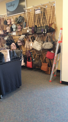 Shoe Store «Shoe Carnival», reviews and photos, 11255 Garland Rd, Dallas, TX 75218, USA