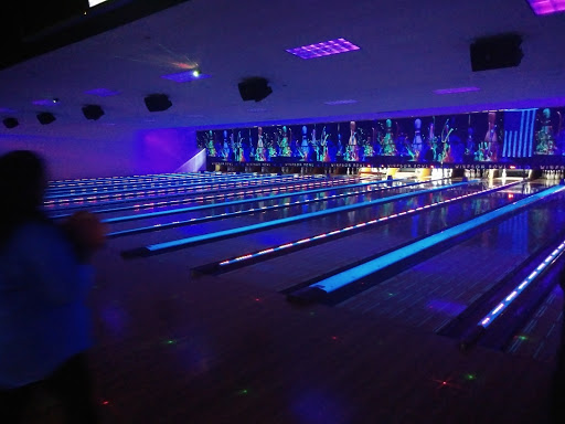 Bowling Alley «Windsor Bowling Center», reviews and photos, 8801 Conde Ln, Windsor, CA 95492, USA