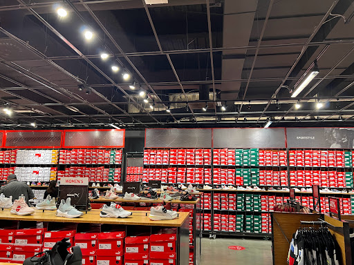 Shoe Store «PUMA», reviews and photos, 11401 NW 12th St #286, Miami, FL 33172, USA