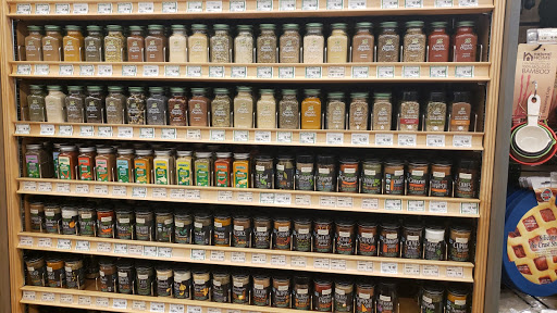 Grocery Store «Fresh Thyme Farmers Market- Bloomington IN», reviews and photos, 3600 W 3rd St, Bloomington, IN 47404, USA