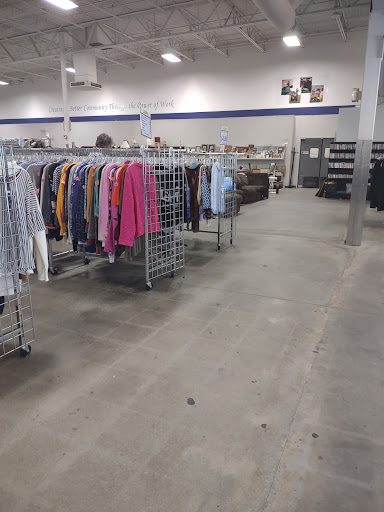 Thrift Store «Goodwill», reviews and photos