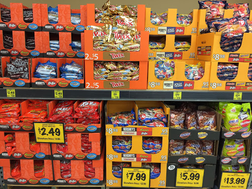 Grocery Store «Grocery Outlet Bargain Market», reviews and photos, 52115 SW Chinook Plaza, Scappoose, OR 97056, USA