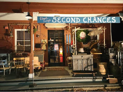 Elizah Lily’s Second Chances in North Kingstown, RI