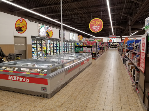 Supermarket «ALDI», reviews and photos, 351 Brookview Ln, Bolingbrook, IL 60440, USA