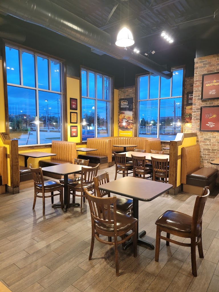 Zaxby's Chicken Fingers & Buffalo Wings 77433