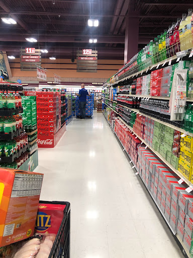 Supermarket «Giant Eagle Supermarket», reviews and photos, 3100 Cromer Ave NW, Canton, OH 44709, USA