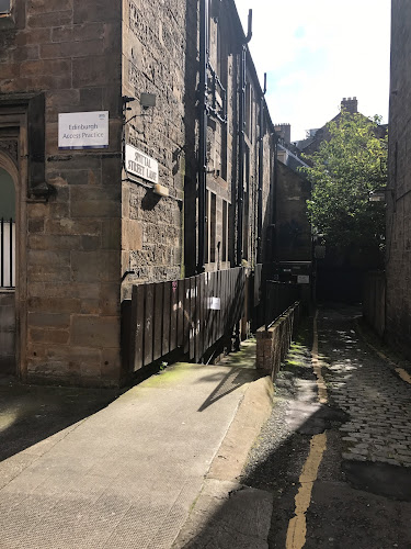 Reviews of Edinburgh Access Practice in Edinburgh - Doctor