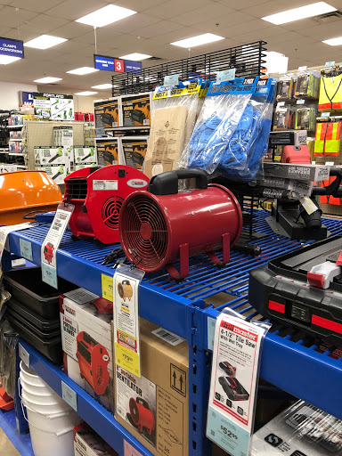 Hardware Store «Harbor Freight Tools», reviews and photos, 1011 Commerce Blvd, Dickson City, PA 18519, USA