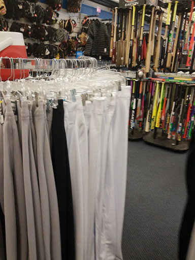 Sporting Goods Store «Big 5 Sporting Goods», reviews and photos, 1401 E 120th Ave, Thornton, CO 80233, USA