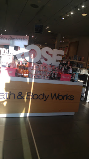 Beauty Supply Store «Bath & Body Works», reviews and photos, 13085 GA-9 N, Milton, GA 30004, USA