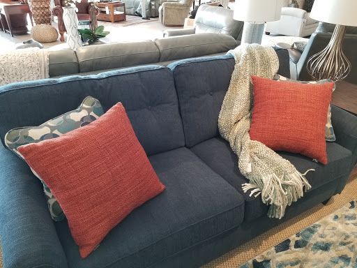 Furniture Store «La-Z-Boy Furniture Galleries», reviews and photos, 4087 Richmond Rd, Beachwood, OH 44122, USA