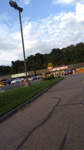 Dollar Store «FAMILY DOLLAR», reviews and photos, 1506 Main St, Follansbee, WV 26037, USA