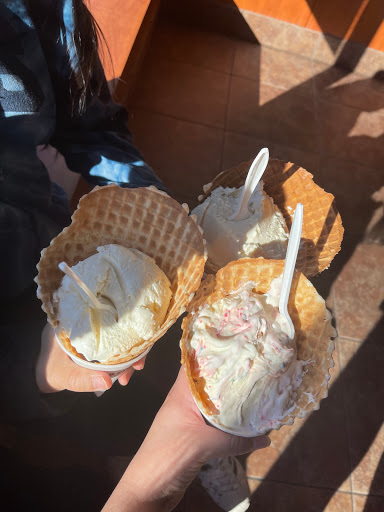 Ice Cream Shop «Cold Stone Creamery», reviews and photos, 28 Backus Ave, Danbury, CT 06810, USA