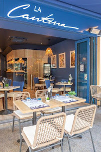 Atmosphère du Restaurant méditerranéen La Cantina Cannes - n°3