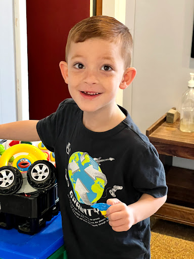 Barber Shop «Loop Barber Shop», reviews and photos, 2210 Dundee Rd # 2, Louisville, KY 40205, USA