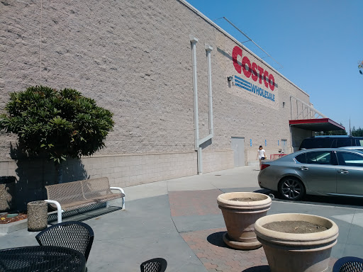 Warehouse store «Costco Wholesale», reviews and photos, 1000 N Rengstorff Ave, Mountain View, CA 94043, USA