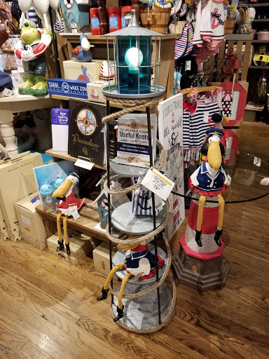 American Restaurant «Cracker Barrel Old Country Store», reviews and photos, 716 N Campbell Station Rd, Farragut, TN 37934, USA