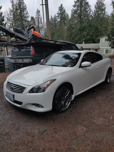 Dirt-Less Detailing en Bonney Lake