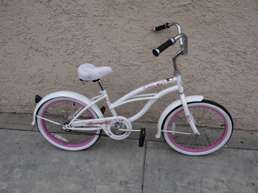 Used Bicycle Shop «Star Cycles Bike Shop», reviews and photos, 4465 Whittier Blvd, Los Angeles, CA 90022, USA