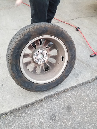 Tire Shop «Firestone Complete Auto Care», reviews and photos, 11905 Ventura Blvd, Studio City, CA 91604, USA