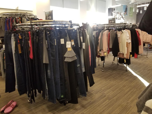 Department Store «Nordstrom Rack Lincoln Park», reviews and photos, 1551 N Sheffield Ave, Chicago, IL 60642, USA