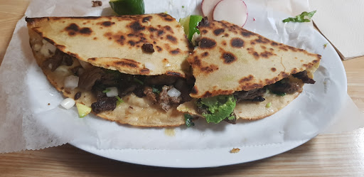 Grocery Store «El Puente Mexican Store», reviews and photos, 431 N 6th St, Reading, PA 19601, USA