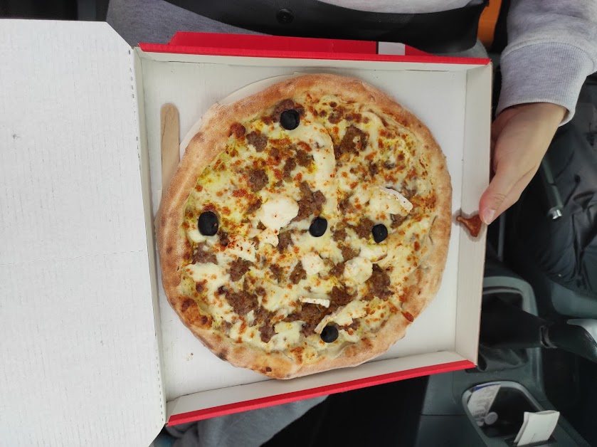 Distributeur automatique de pizzas 🍕 Monsieur Tomate - Marssac / Tarn - 24/7 à Marssac-sur-Tarn