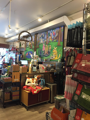 Pet Supply Store «Wally Pets», reviews and photos, 4411 Wallingford Ave N, Seattle, WA 98103, USA