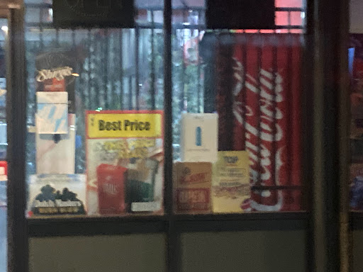 Tobacco Shop «Benson Smoke Shop», reviews and photos, 21006 108th Ave SE, Kent, WA 98031, USA