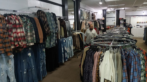 Shopping Mall «Sherwood Mall Shopping Center», reviews and photos, 5308 Pacific Ave, Stockton, CA 95207, USA