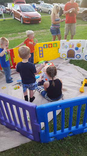 Drive-in Movie Theater «Cinema 67 Drive-in», reviews and photos, 2037 IN-67, Spencer, IN 47460, USA