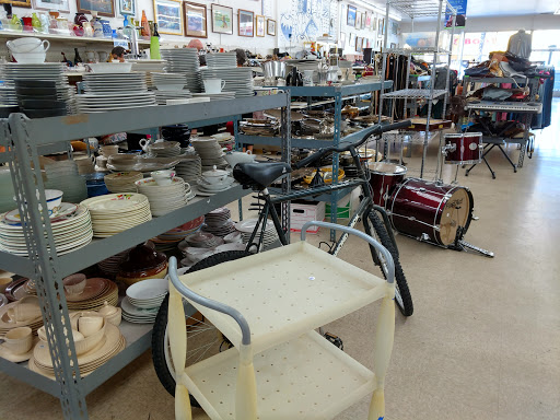 Thrift Store «Council Thrift Shops», reviews and photos, 21716 Sherman Way, Canoga Park, CA 91303, USA