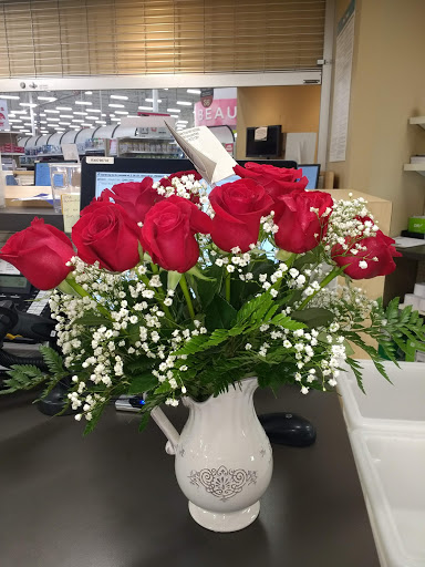 Florist «Pretty Petals Floral Boutique», reviews and photos, 2932 Hillcrest Dr, San Antonio, TX 78201, USA