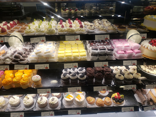 Grocery Store «Whole Foods Market», reviews and photos, 427 Walnut St, Lynnfield, MA 01940, USA