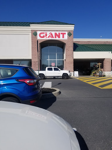 Grocery Store «Giant Food Stores», reviews and photos, 6560 Carlisle Pike, Mechanicsburg, PA 17055, USA