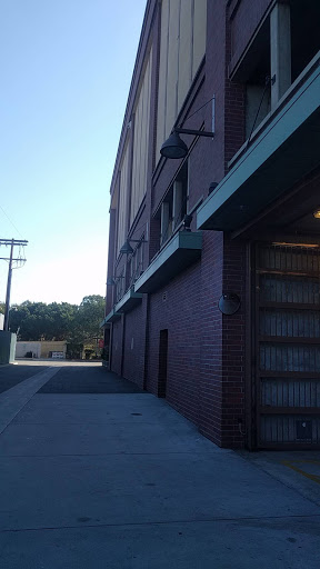 Self-Storage Facility «Farmers Market Self Storage», reviews and photos, 111 The Grove Dr, Los Angeles, CA 90036, USA