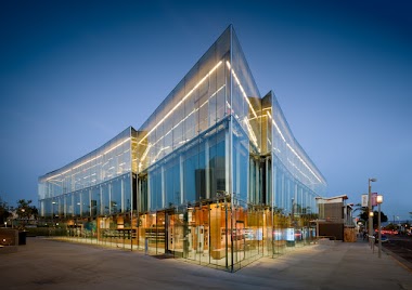 Manhattan Beach Library