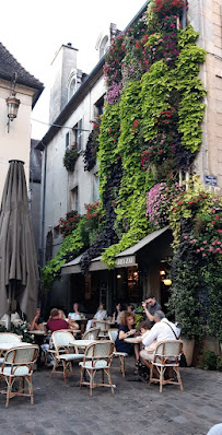 Atmosphère du Restaurant O'Bareuzai à Dijon - n°8