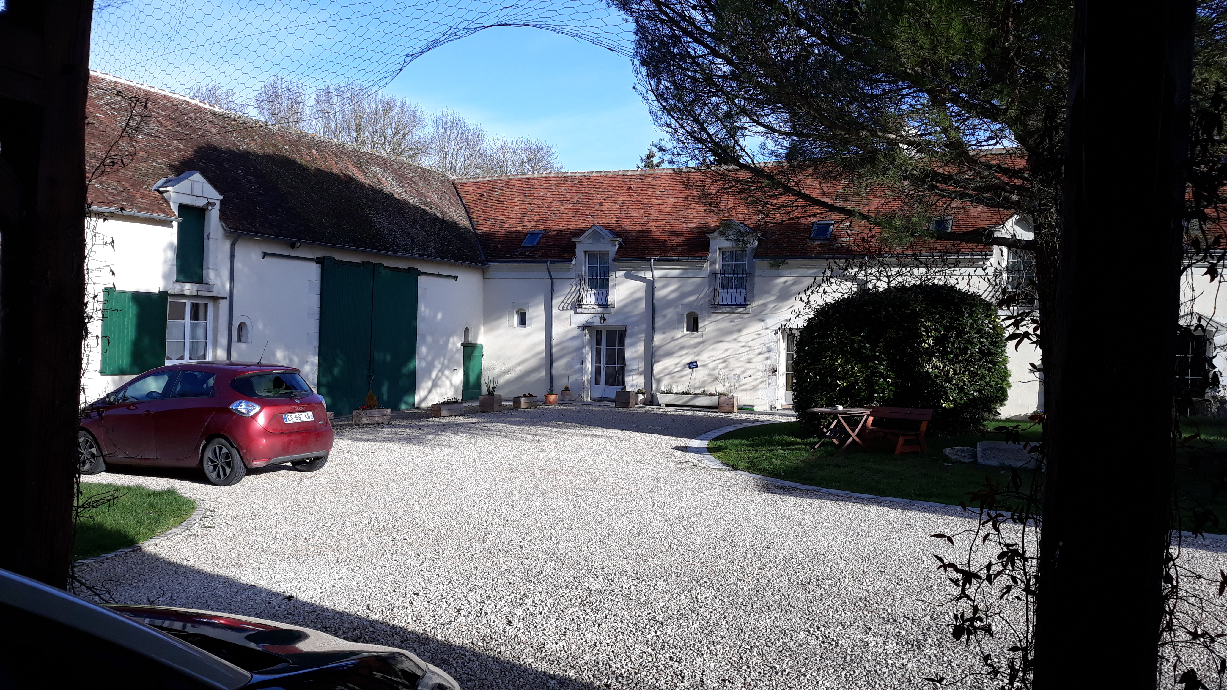 Photo n° 4 de l'avis de nine.t fait le 25/03/2019 à 05:05